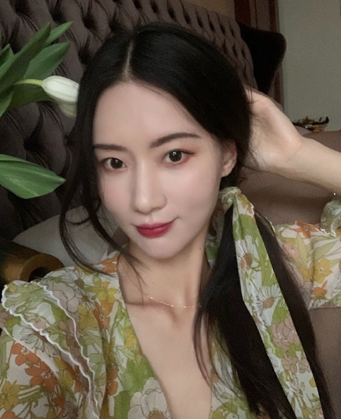 倾城的第一张照片--广州交友中心