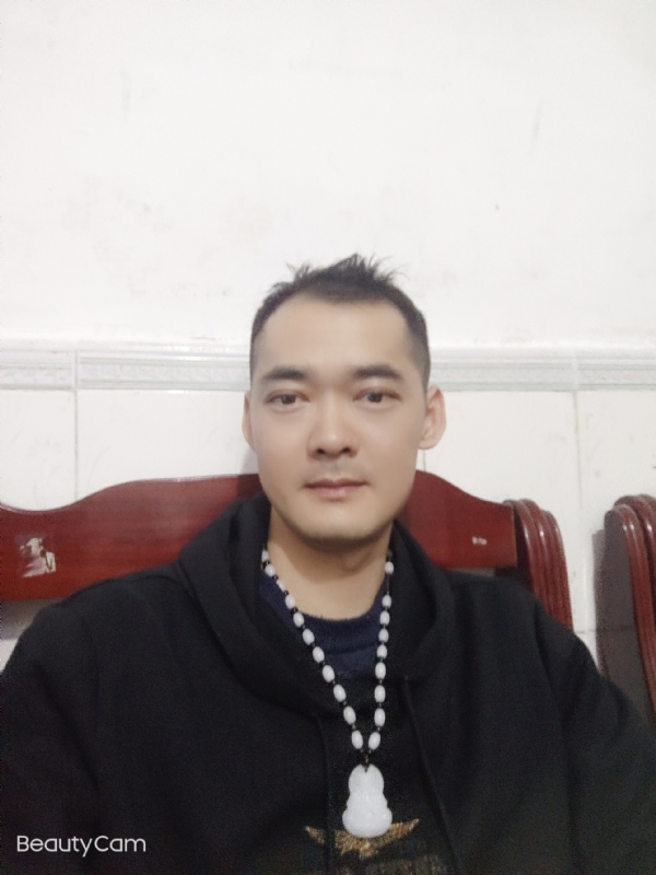 快乐的等待的第一张照片--广州交友中心