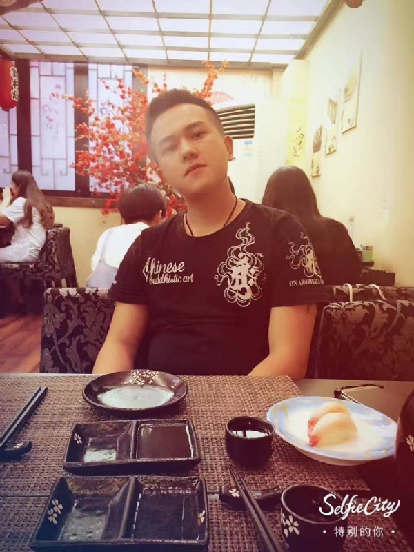 夏天的第四张照片--广州交友中心