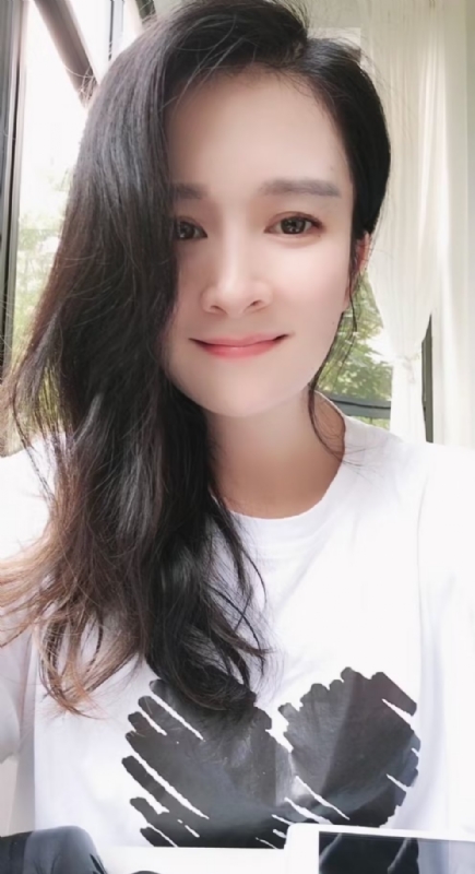 晨曦的第一张照片--广州交友中心