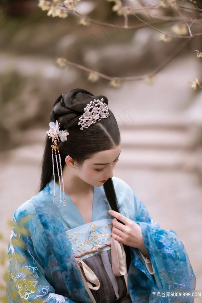 鬼父在线看17嘀哩嘀哩